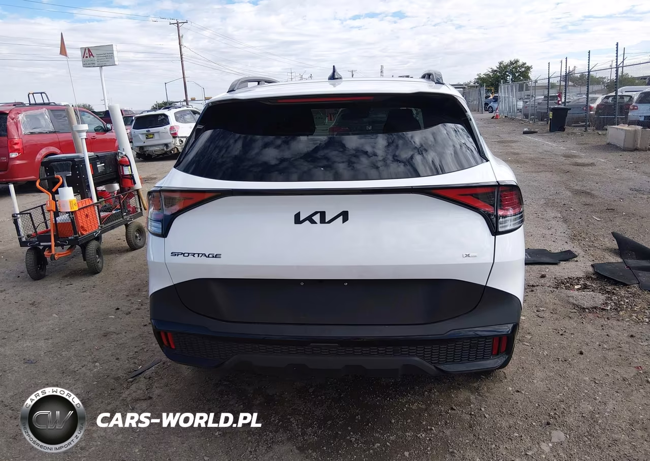 2025 Kia Sportage X-Line VIN:5XYK6CDF3SG297642 - 16