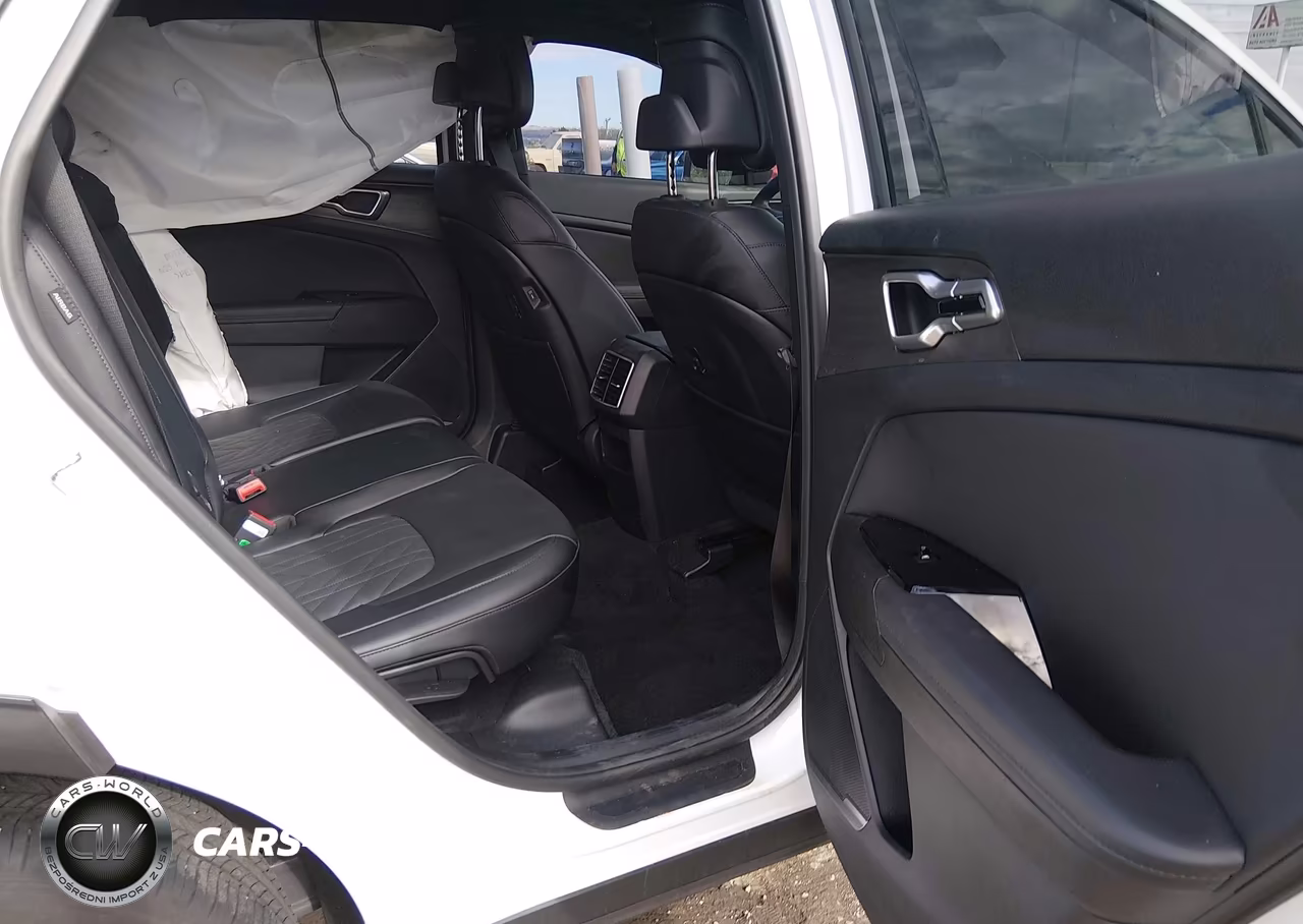 2025 Kia Sportage X-Line VIN:5XYK6CDF3SG297642 - 8