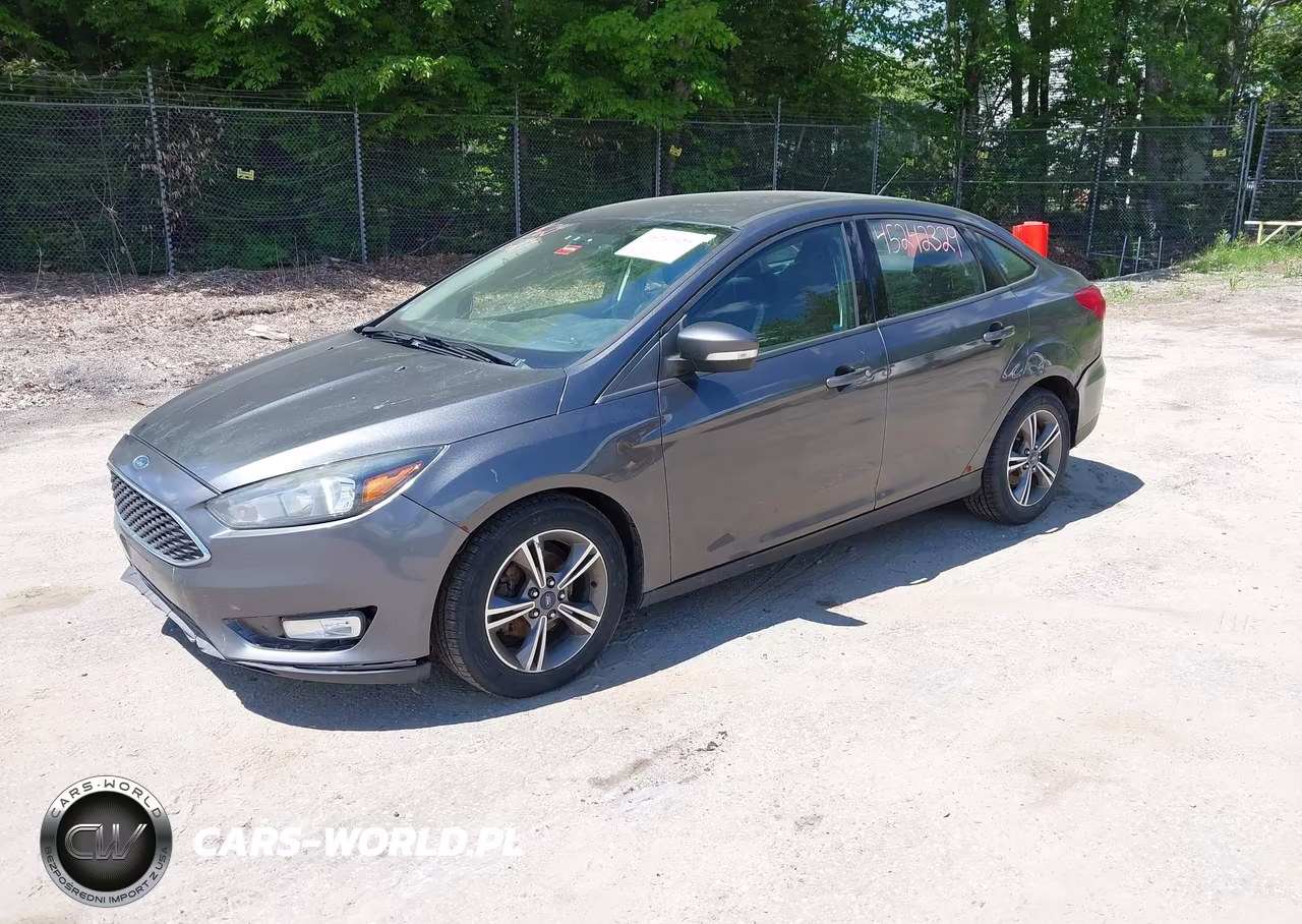 2017 Ford Focus Se VIN:1FADP3FE2HL281011 - 2