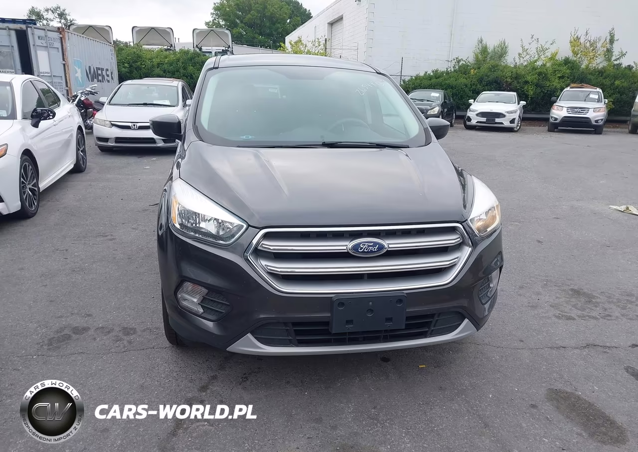 2017 Ford Escape Se VIN:1FMCU9GD4HUC43129 - 6