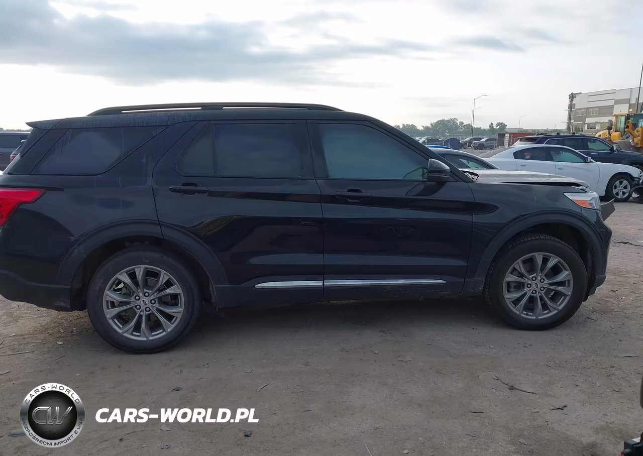 2023 Ford Explorer Xlt VIN:1FMSK7DH0PGC09618 - 13