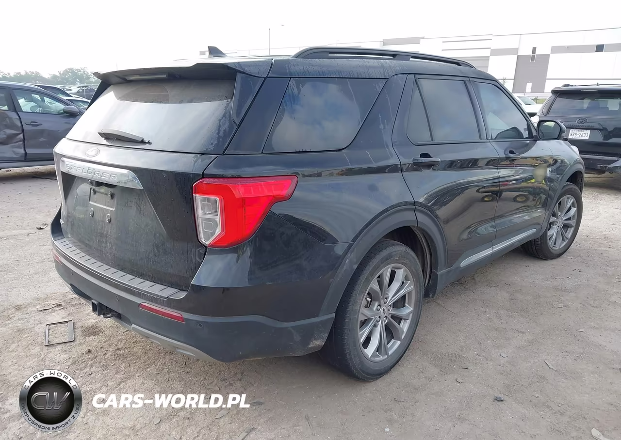 2023 Ford Explorer Xlt VIN:1FMSK7DH0PGC09618 - 4