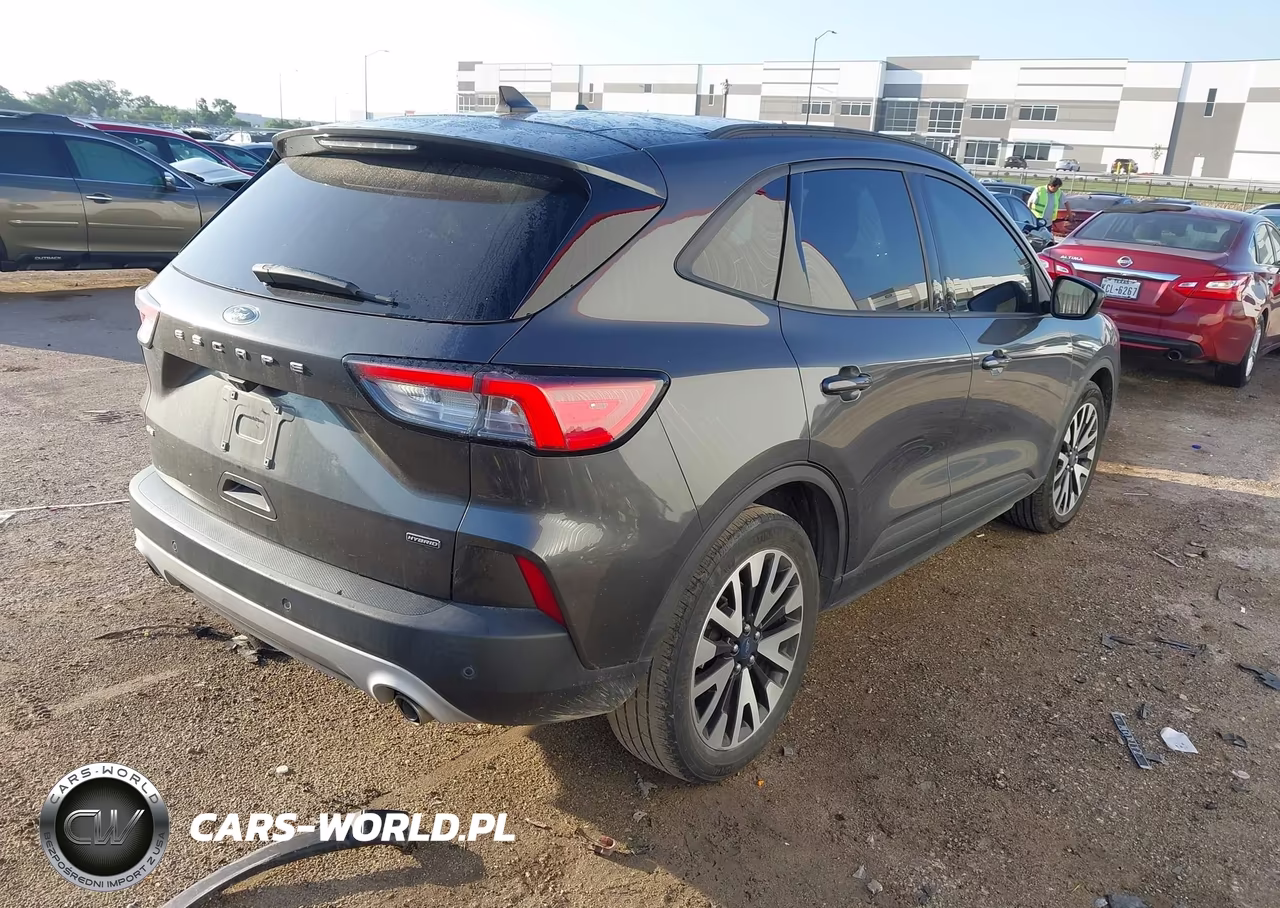 2020 Ford Escape Se Sport Hybrid VIN:1FMCU0BZ6LUB44674 - 4