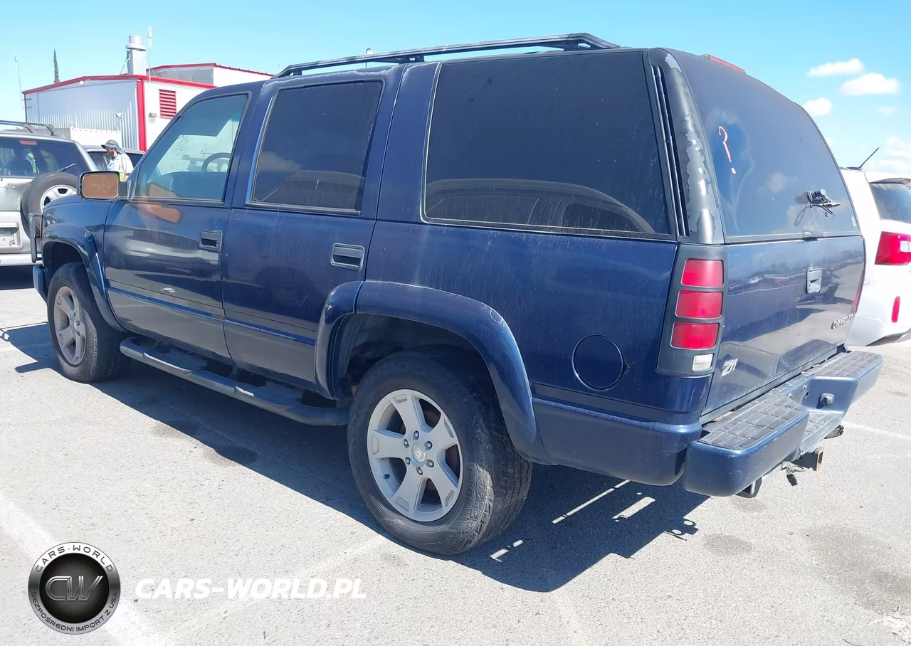 2000 Chevrolet Tahoe Z71 VIN:1GNEK13R9YR221031 - 3