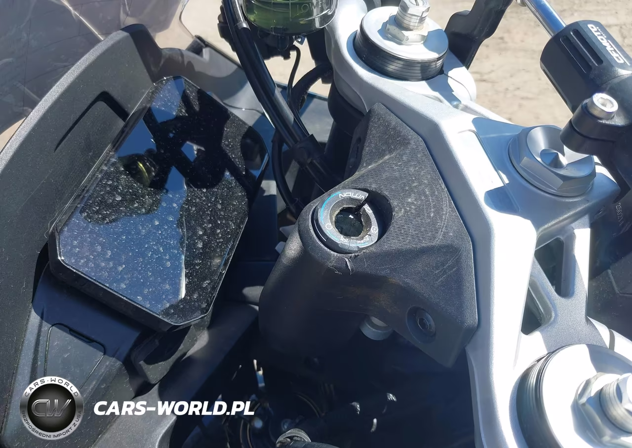 2025 Cf Moto 675Ss VIN:LCEPEVLP3S6001696 - 17