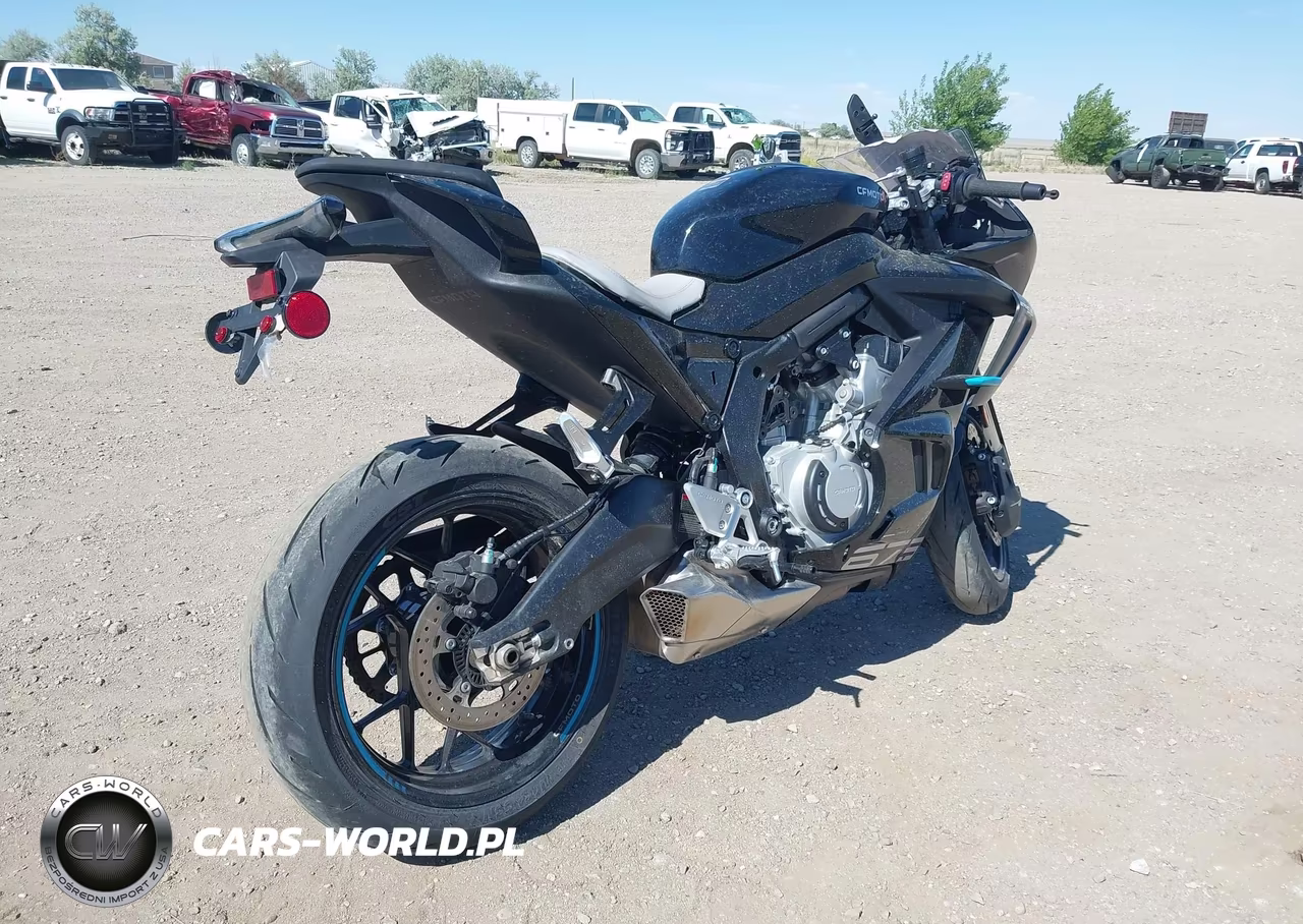 2025 Cf Moto 675Ss VIN:LCEPEVLP3S6001696 - 4