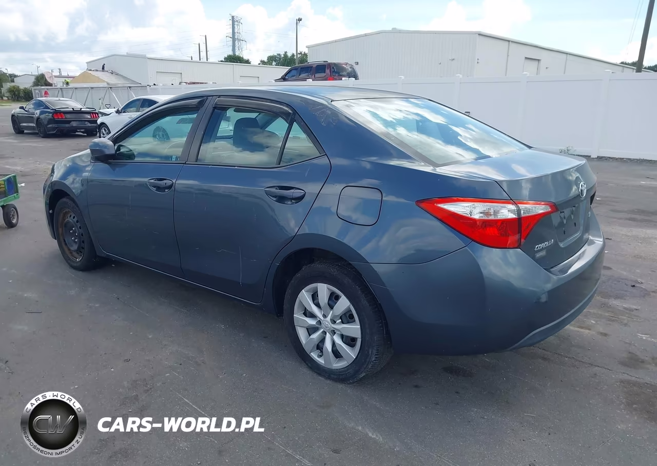 2016 Toyota Corolla Le VIN:2T1BURHEXGC608058 - 3