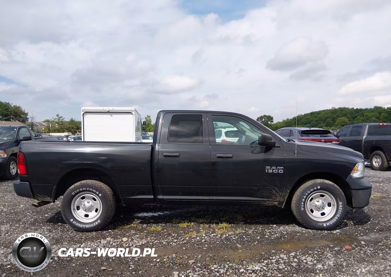 2018 Ram 1500 Tradesman 4X2 6'4 Box VIN:1C6RR6FG6JS292514 - 13
