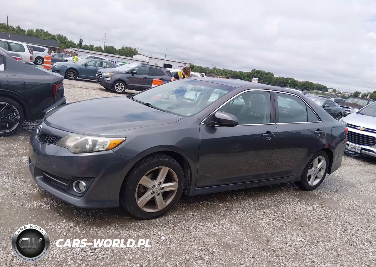 2014 Toyota Camry Se VIN:4T1BF1FK3EU387175 - 14