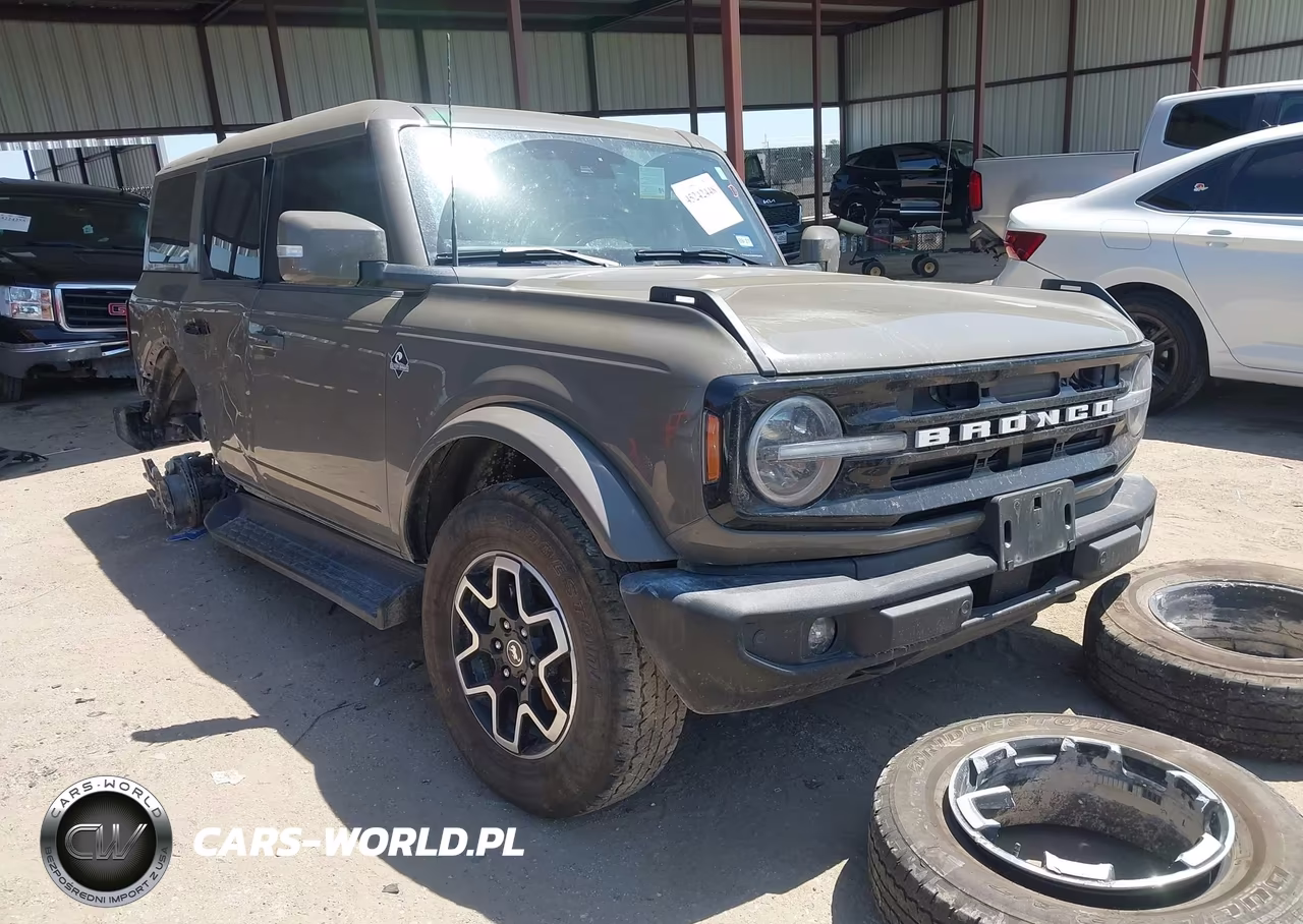 2025 Ford Bronco Outer Banks – zdjęcie 1 z 16
