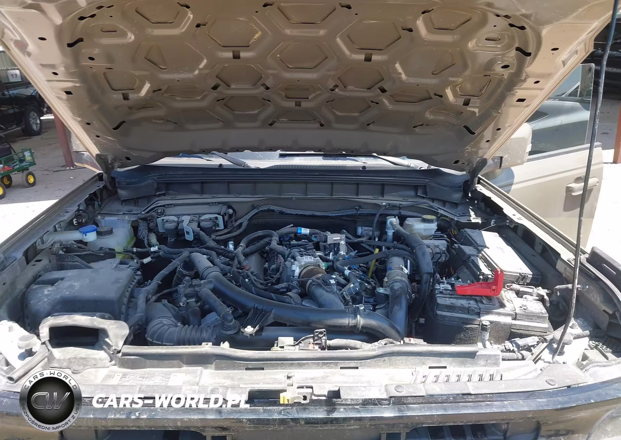 2025 Ford Bronco Outer Banks VIN:1FMEE8BP9SLB15435 - 10