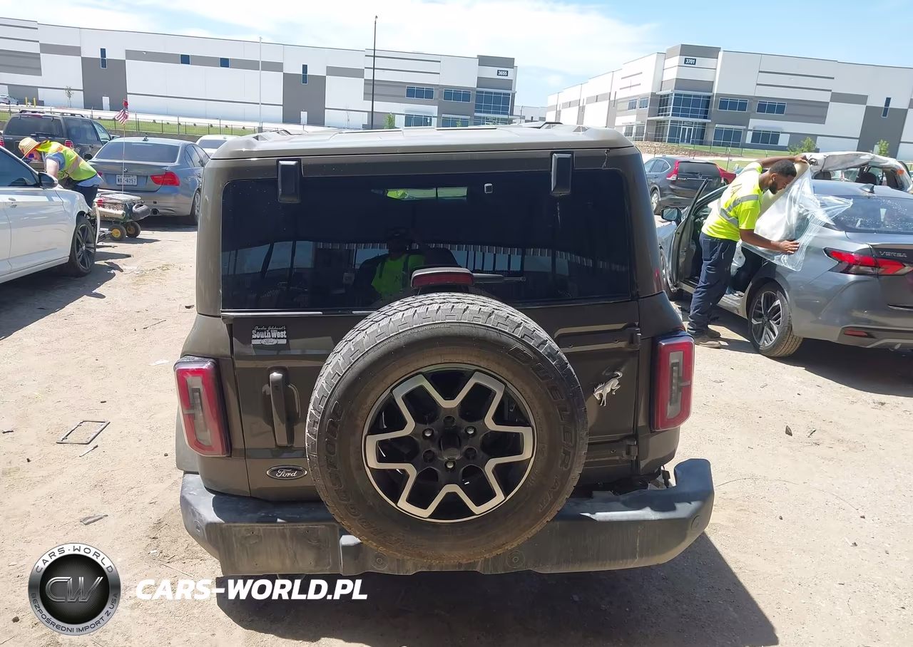 2025 Ford Bronco Outer Banks VIN:1FMEE8BP9SLB15435 - 16