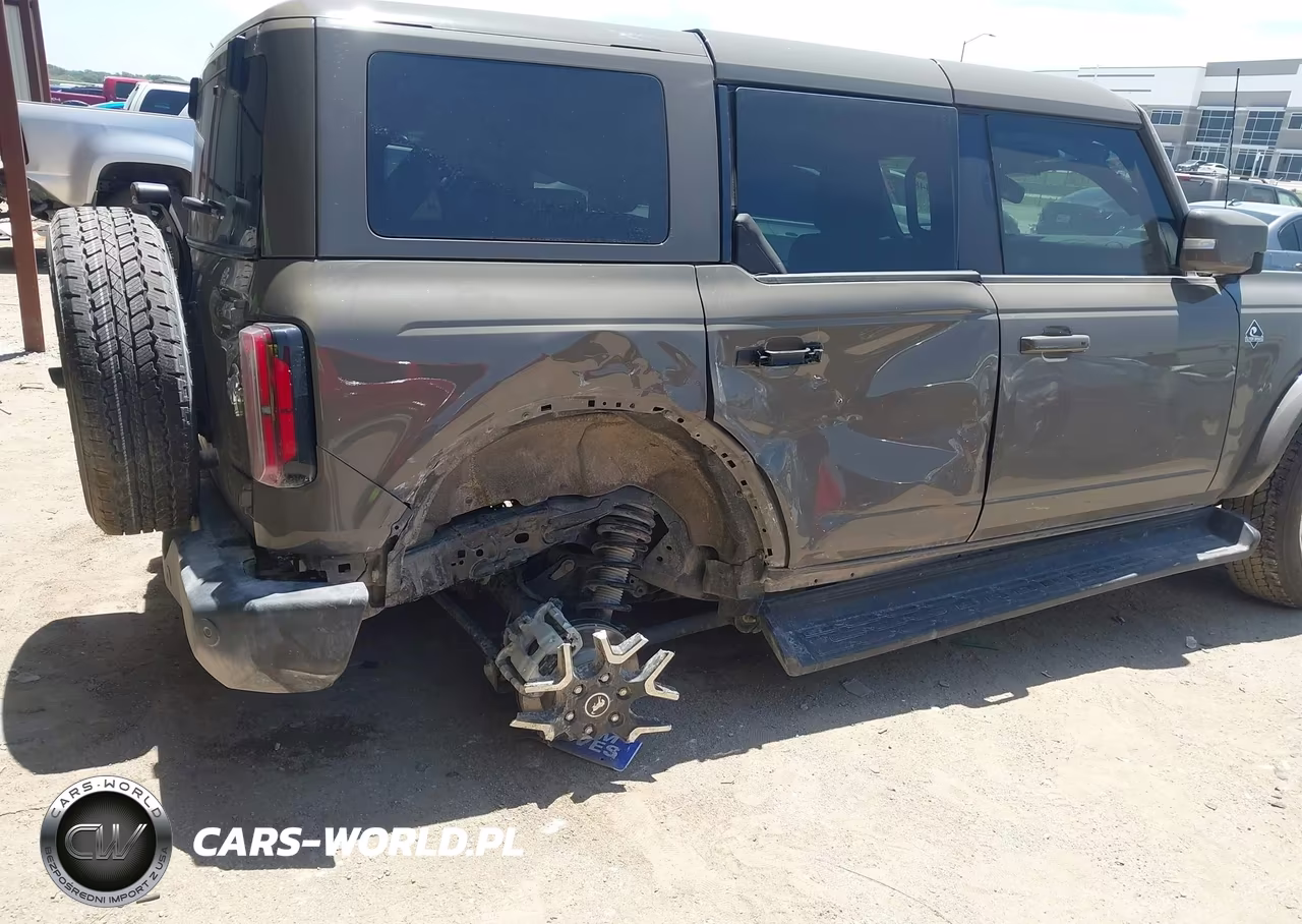 2025 Ford Bronco Outer Banks VIN:1FMEE8BP9SLB15435 - 6