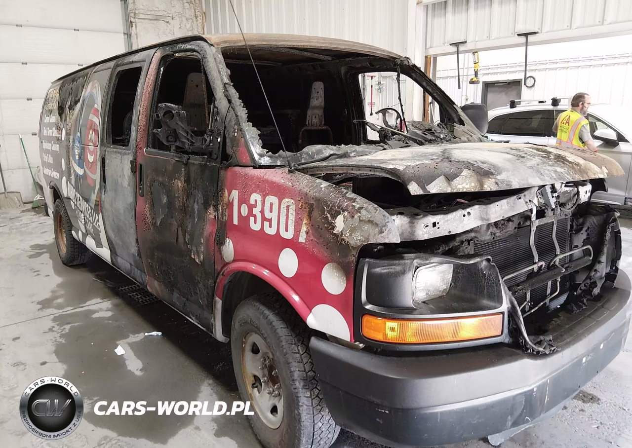 2011 Chevrolet Express 3500 Work Van VIN:1GCZGUCG5B1147883 - 11
