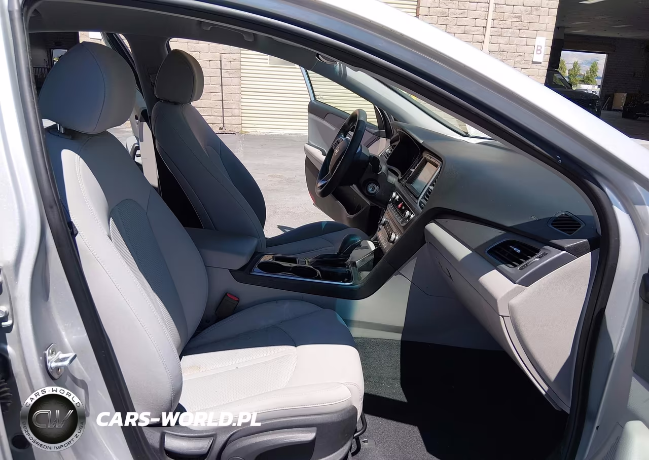 2018 Hyundai Sonata Eco VIN:5NPE24AA6JH705291 - 5