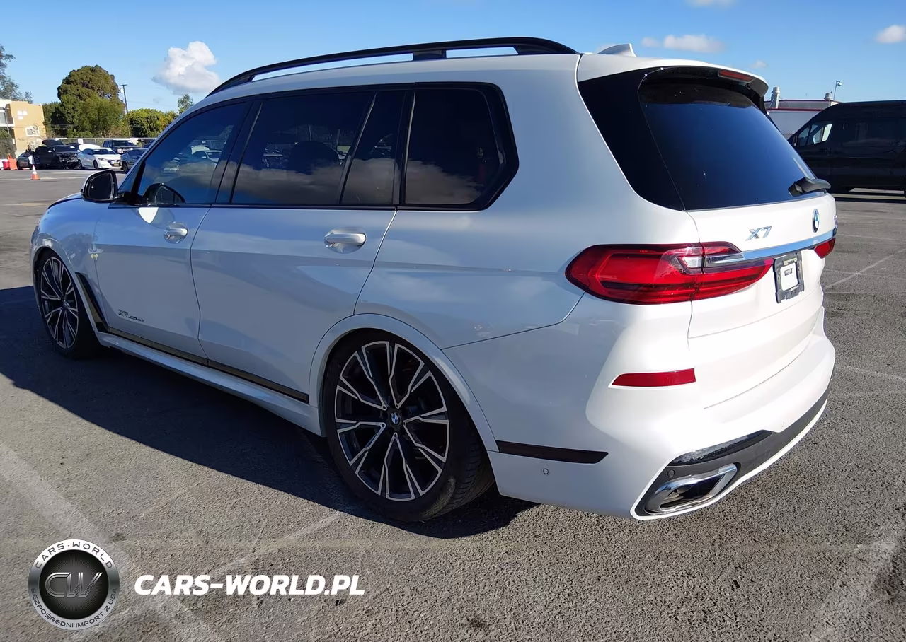2019 BMW X7 XDRIVE50I VIN:5UXCX4C55KLB39499 - 3