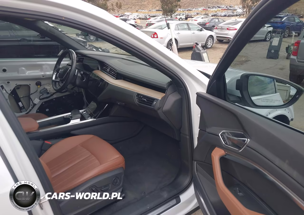 2024 Audi Q8 E-Tron Premium Plus Quattro VIN:WA15AAGE0RB032226 - 5
