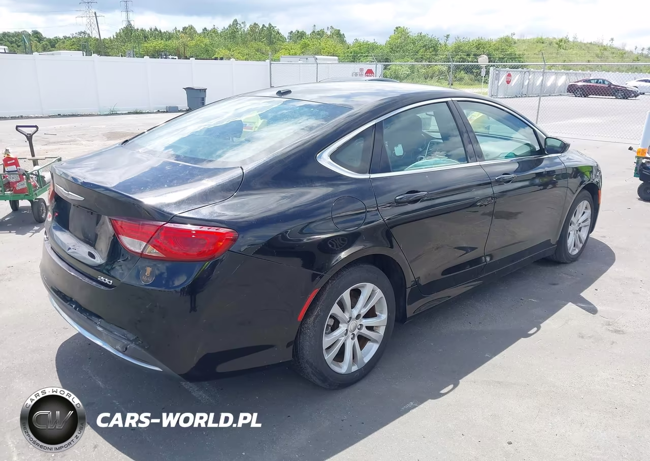 2015 Chrysler 200 Limited VIN:1C3CCCAB8FN607883 - 4