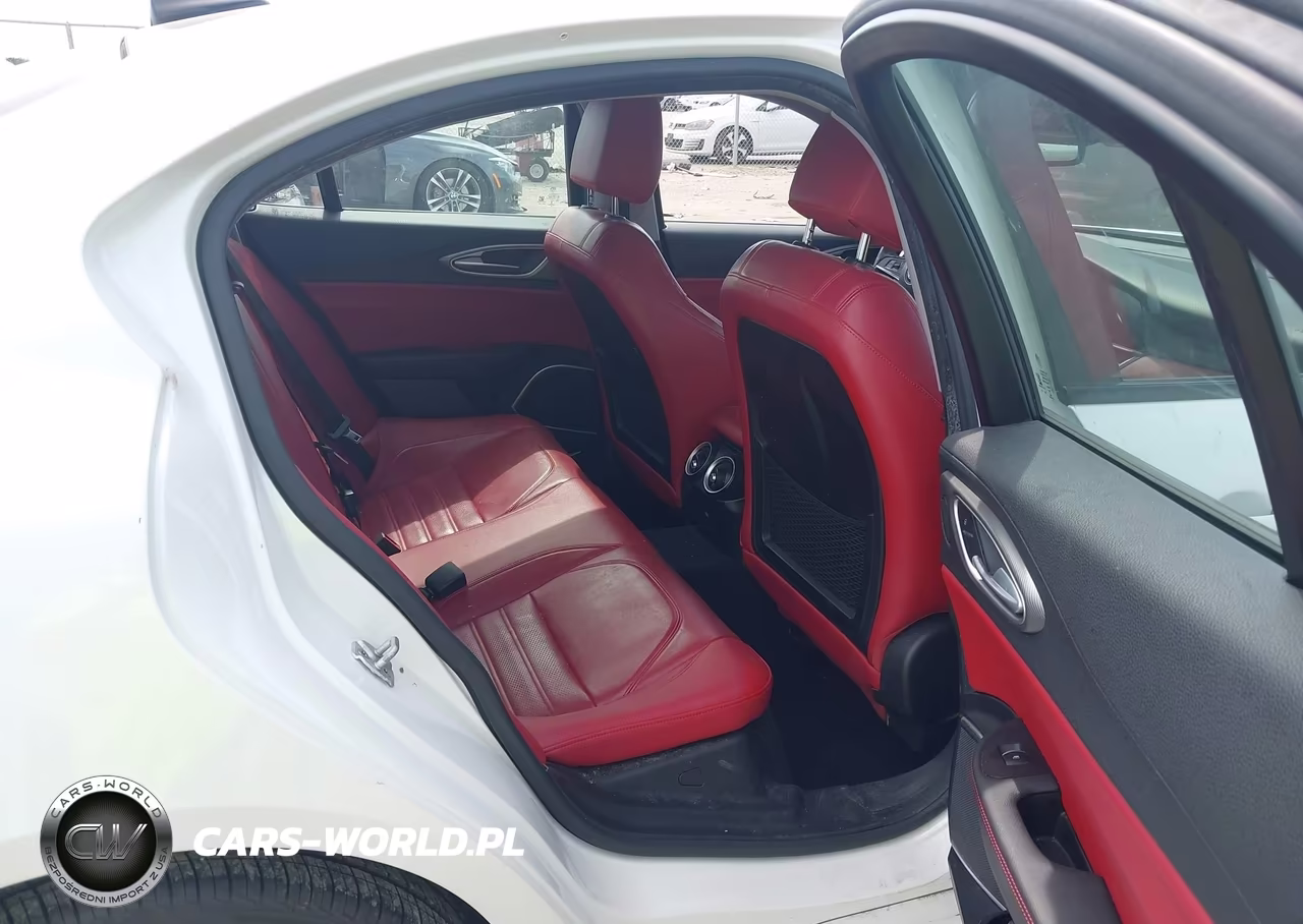 2019 Alfa Romeo Giulia Ti Sport Awd VIN:ZARFANBN1K7601043 - 8