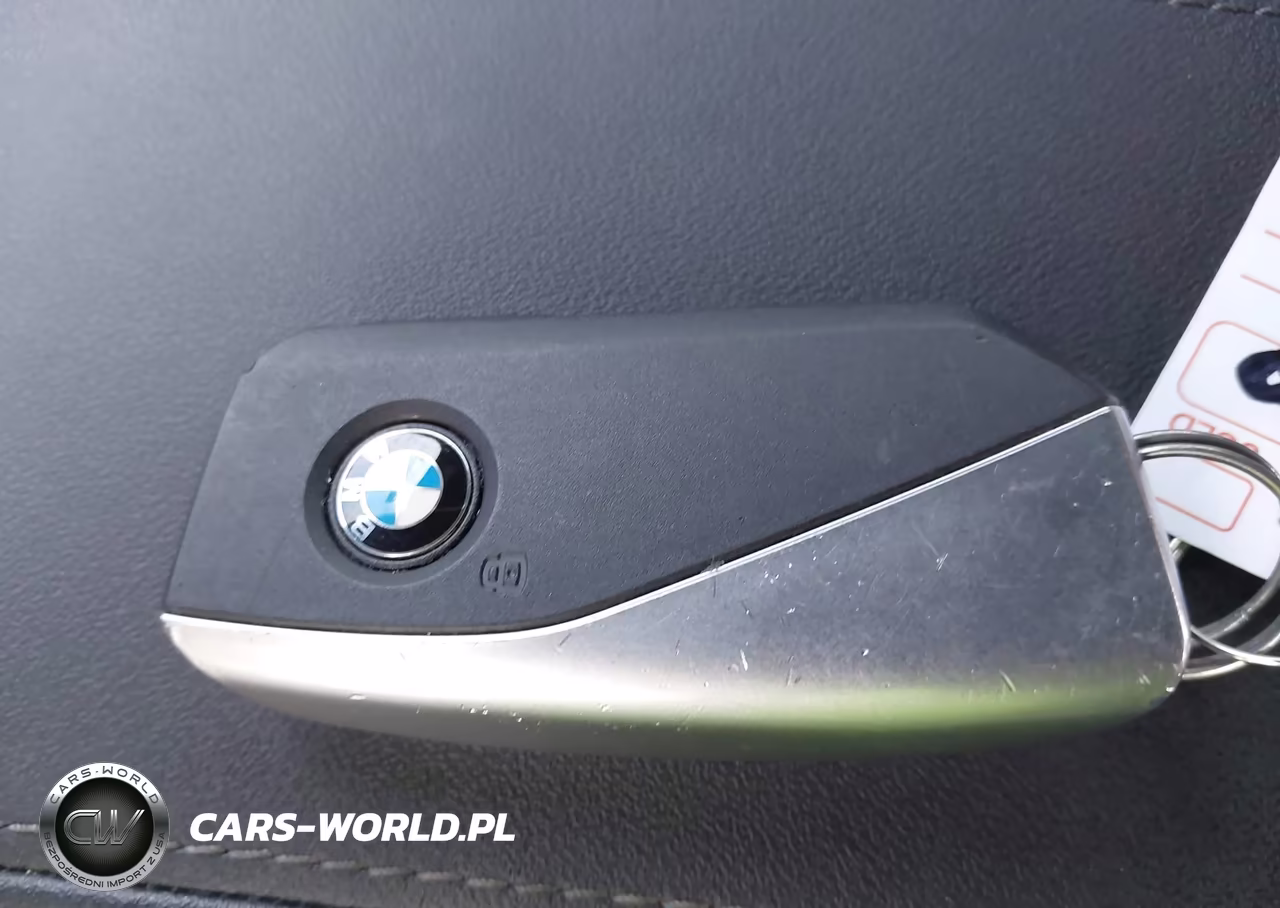 2025 BMW X2 xDrive28I VIN:WBX63GM09S5267540 - 11