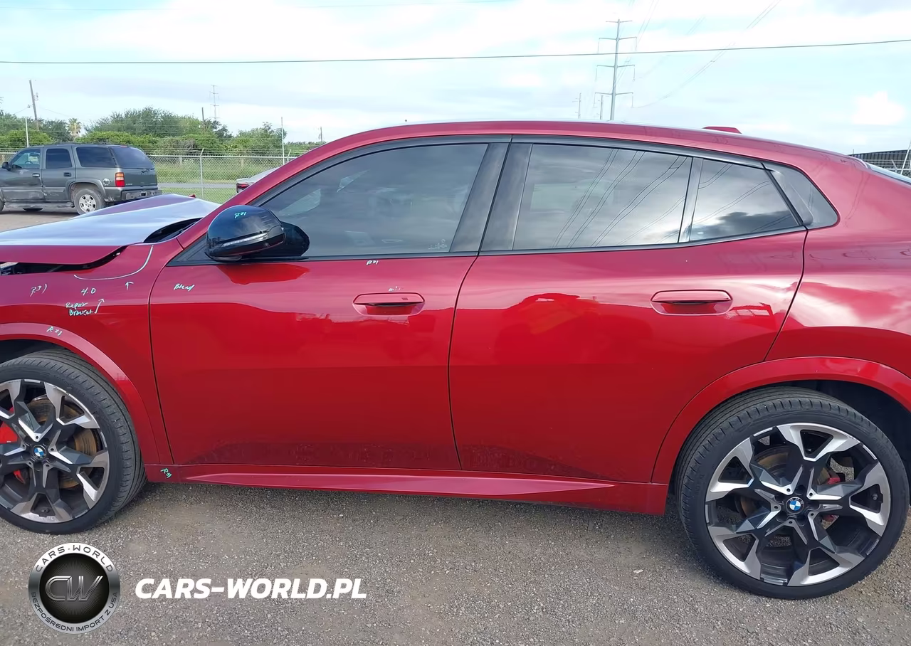 2025 BMW X2 xDrive28I VIN:WBX63GM09S5267540 - 15