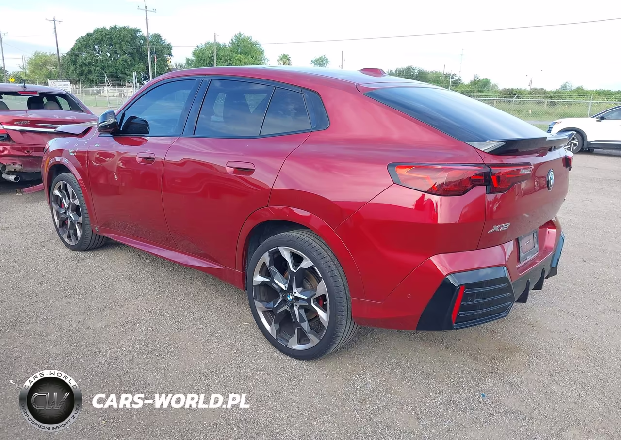2025 BMW X2 xDrive28I VIN:WBX63GM09S5267540 - 3