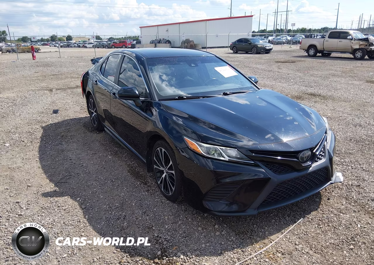 2019 Toyota Camry Se – zdjęcie 1 z 16