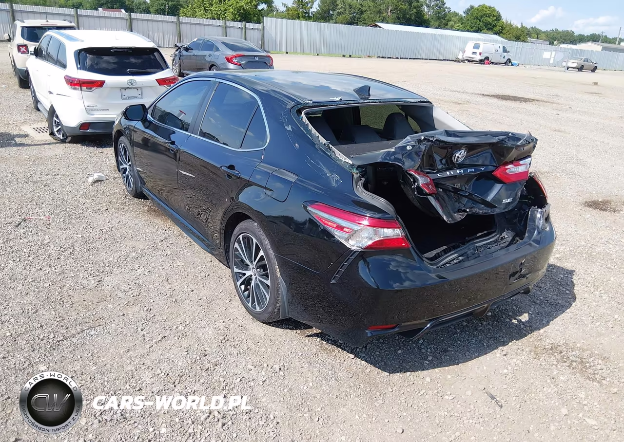2019 Toyota Camry Se VIN:4T1B11HK2KU746751 - 3