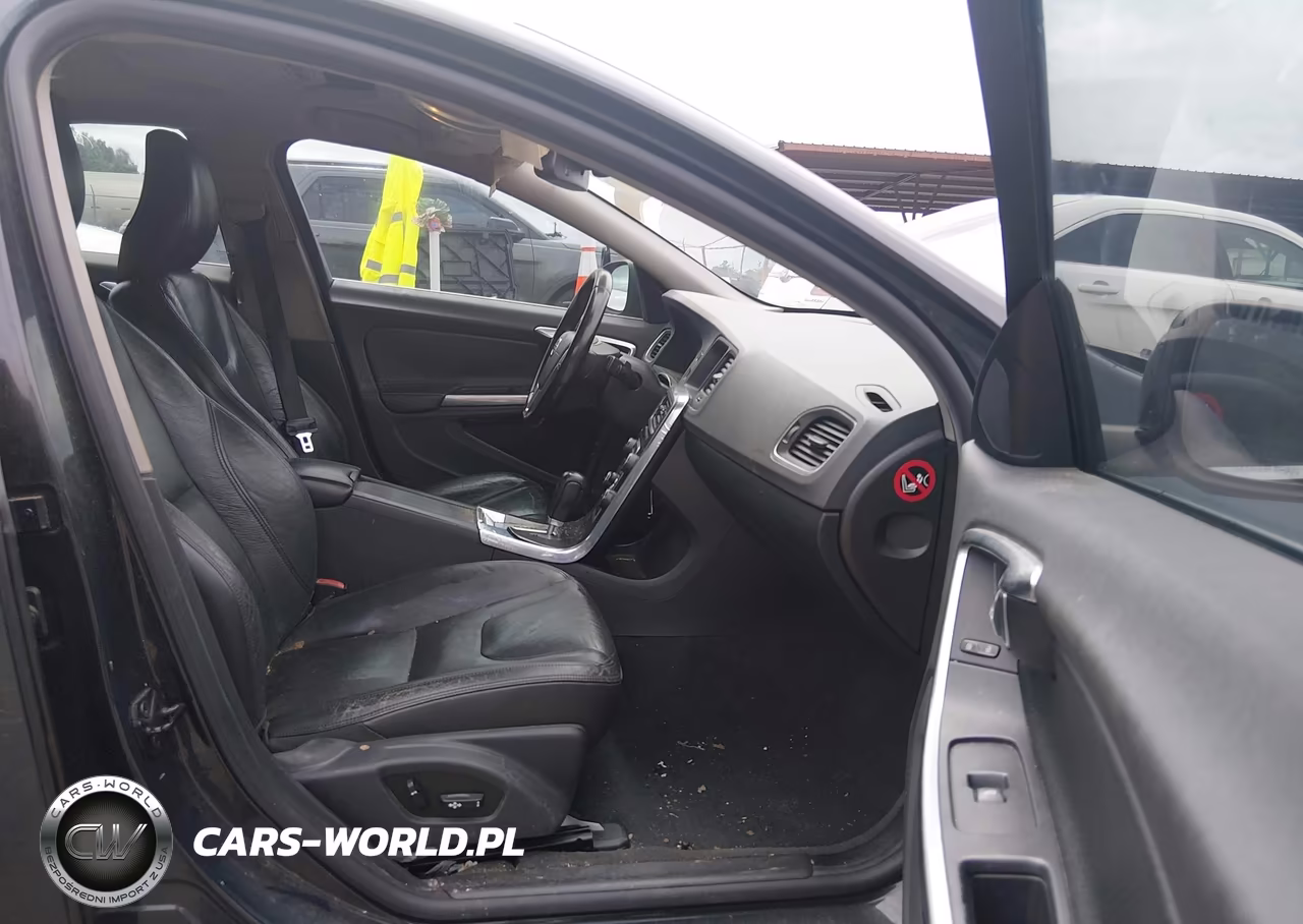 2012 Volvo S60 T5 VIN:YV1622FS2C2128073 - 5