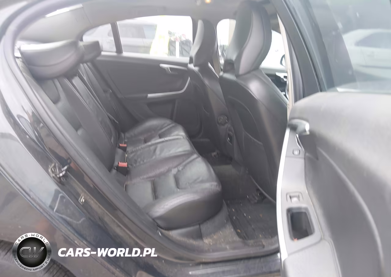 2012 Volvo S60 T5 VIN:YV1622FS2C2128073 - 8