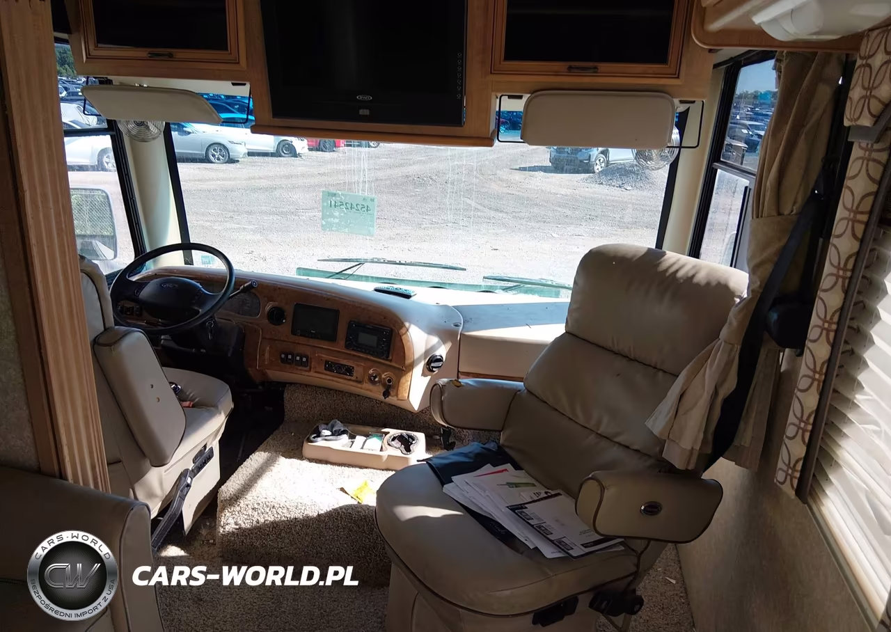 2009 Ford F550 Super Duty Stripped Chass VIN:1F6NF53Y090A01751 - 5