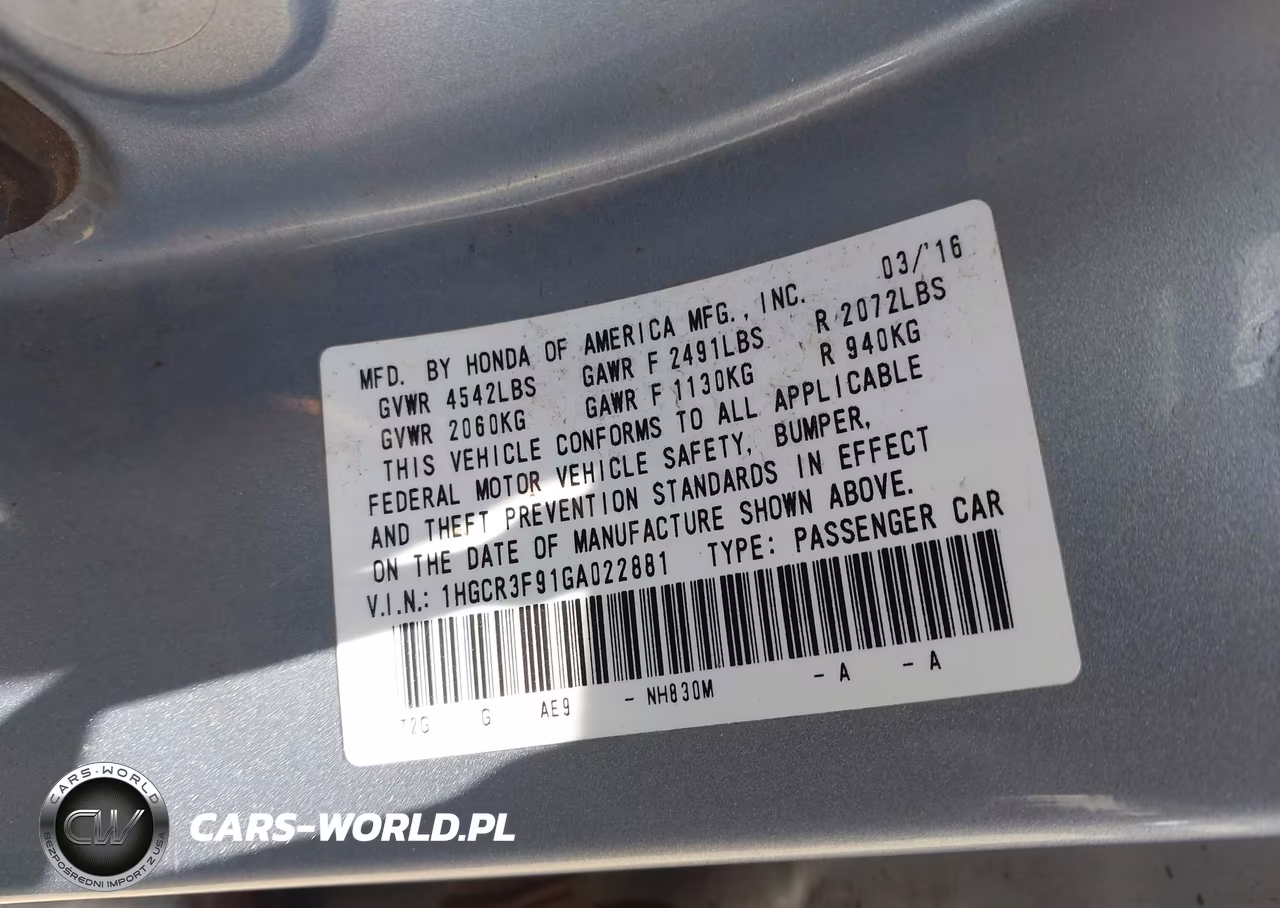 2016 Honda Accord Touring VIN:1HGCR3F91GA022881 - 9