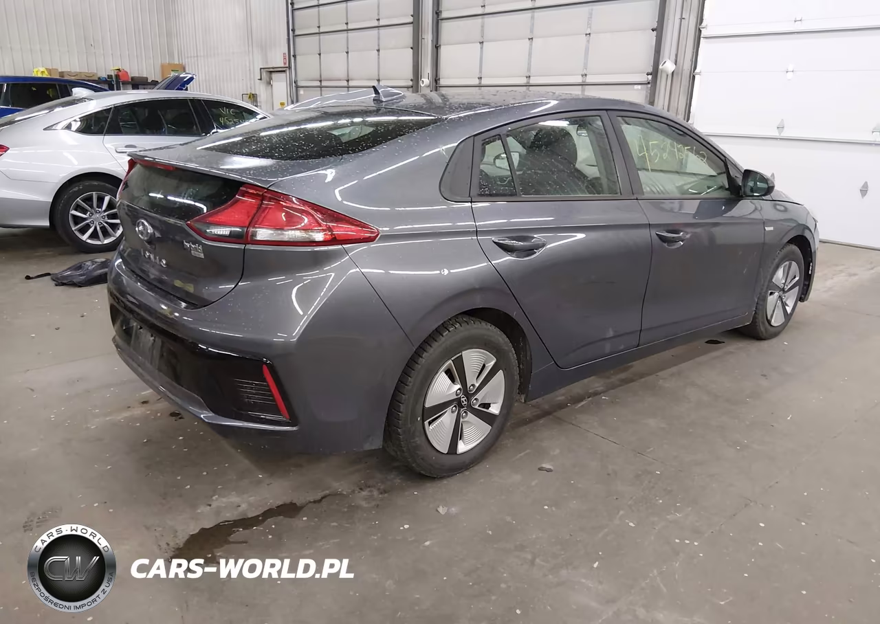2017 Hyundai Ioniq Hybrid Blue VIN:KMHC65LC2HU023536 - 4