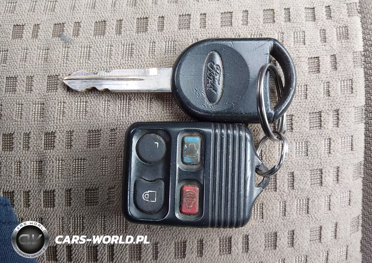 2007 Ford Focus S-Se-Ses VIN:1FAHP34N87W142924 - 11