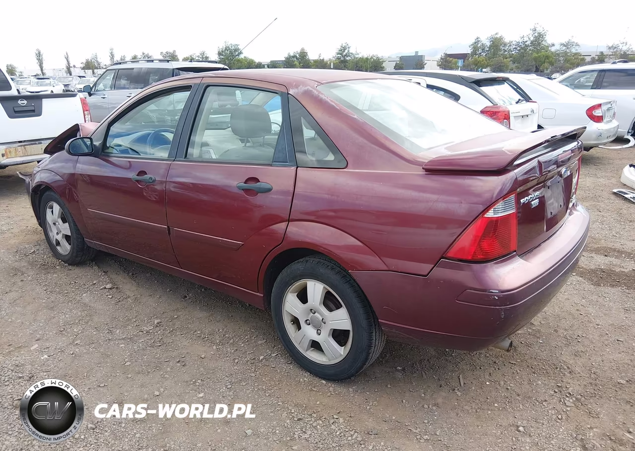 2007 Ford Focus S-Se-Ses VIN:1FAHP34N87W142924 - 3