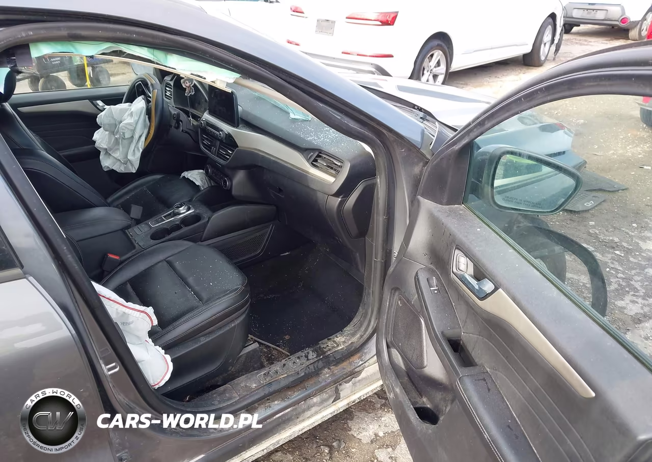 2022 Ford Escape Sel VIN:1FMCU0H61NUA64750 - 5