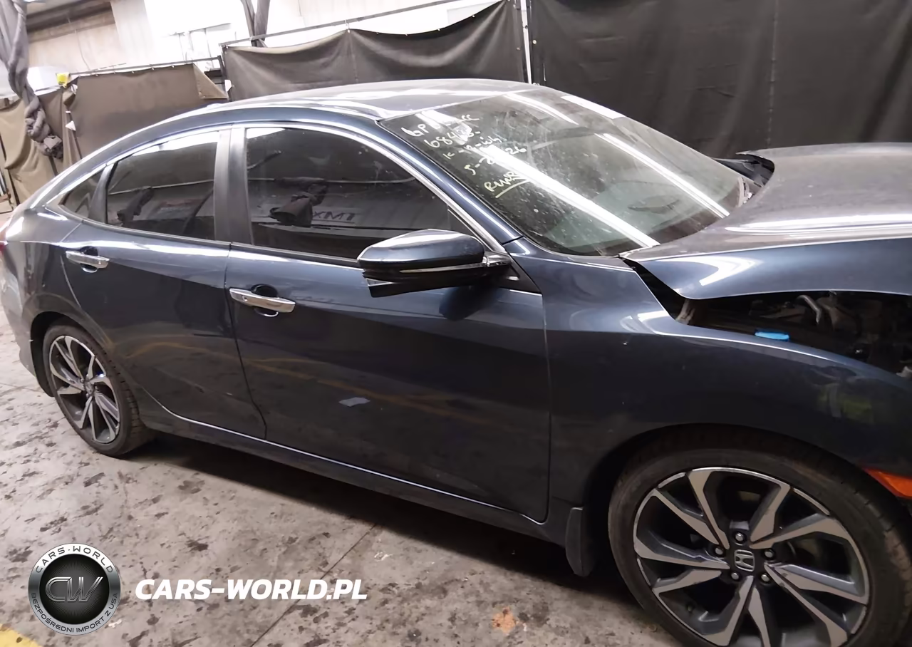 2021 Honda Civic Touring VIN:2HGFC1F91MH701968 - 13