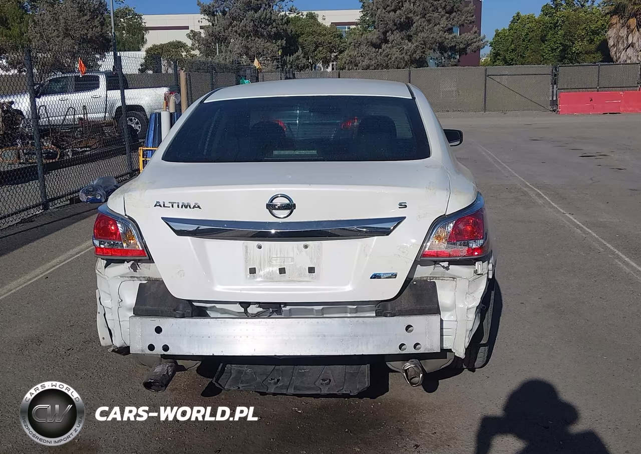 2014 Nissan Altima 2.5 S VIN:1N4AL3AP7EN210345 - 17