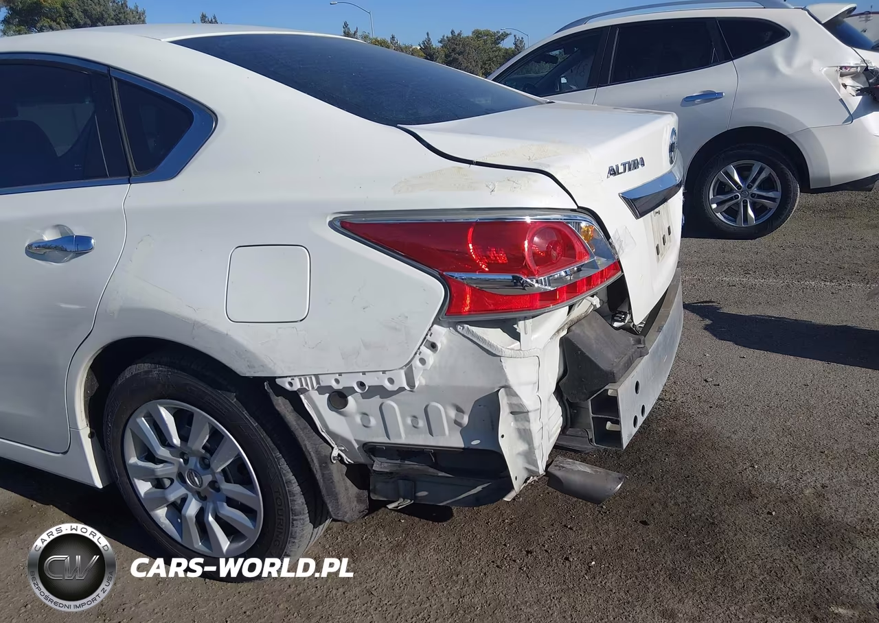 2014 Nissan Altima 2.5 S VIN:1N4AL3AP7EN210345 - 18