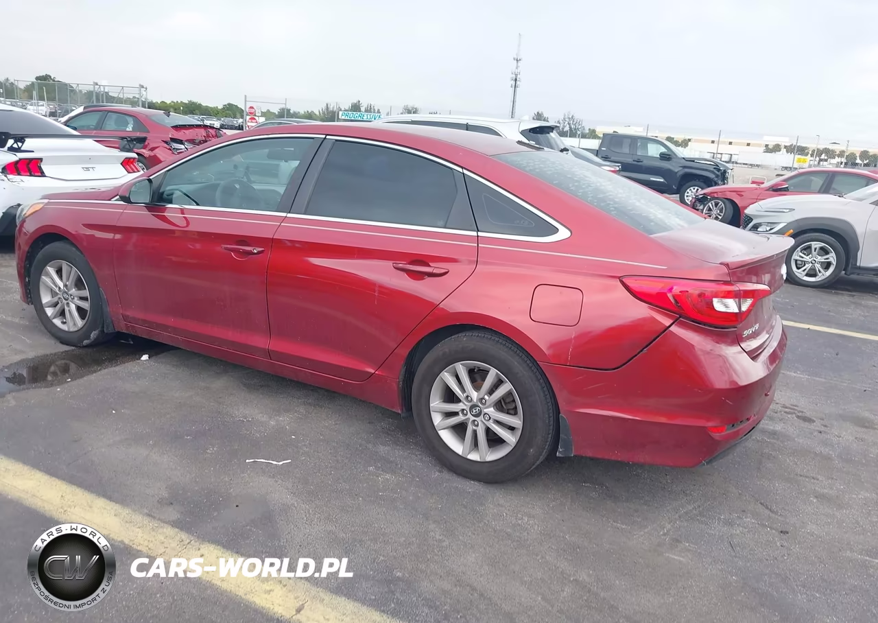 2015 Hyundai Sonata Se VIN:5NPE24AF9FH227483 - 3