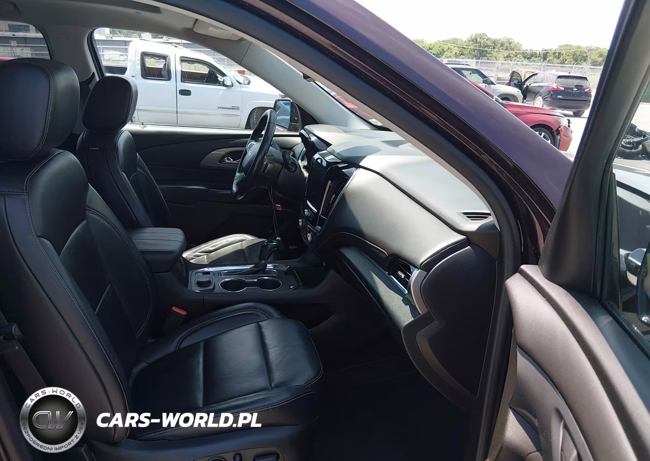 2018 Chevrolet Traverse 3Lt VIN:1GNERHKW3JJ256311 - 5