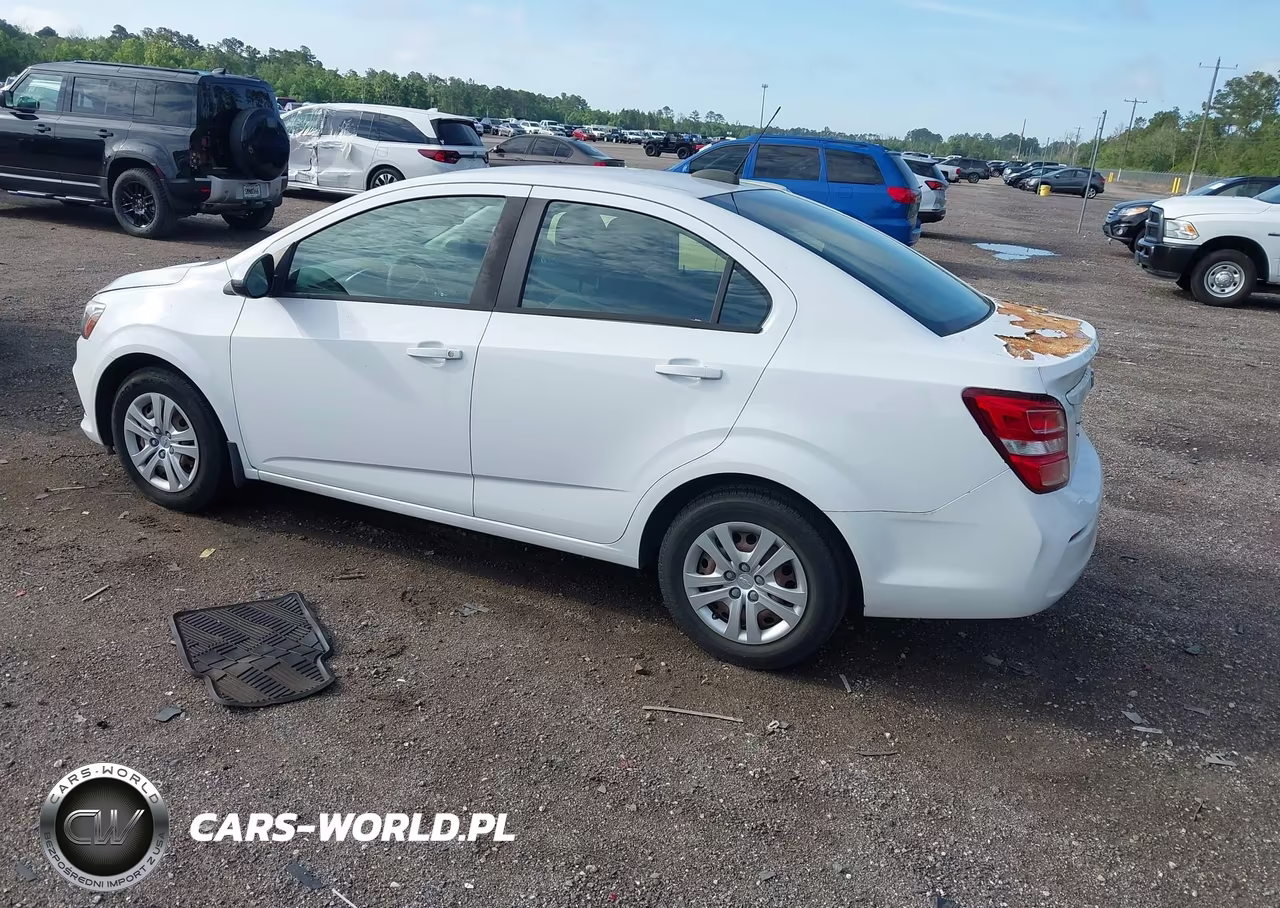 2018 Chevrolet Sonic Ls Auto VIN:1G1JB5SH9J4123054 - 3