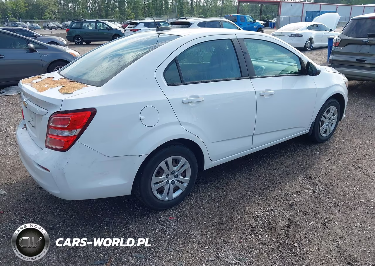 2018 Chevrolet Sonic Ls Auto VIN:1G1JB5SH9J4123054 - 4