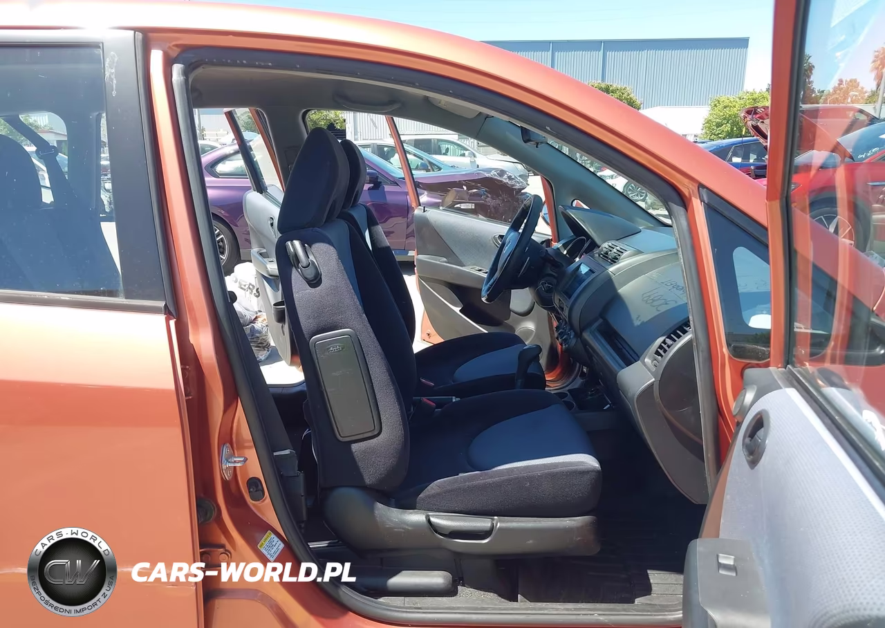 2007 Honda Fit Sport VIN:JHMGD38687S029921 - 5