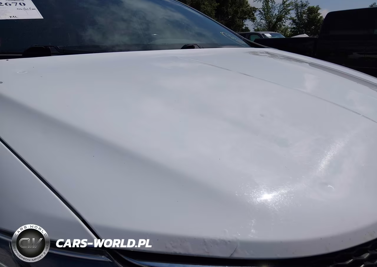 2018 Chrysler Pacifica Touring L VIN:2C4RC1BG1JR290464 - 19