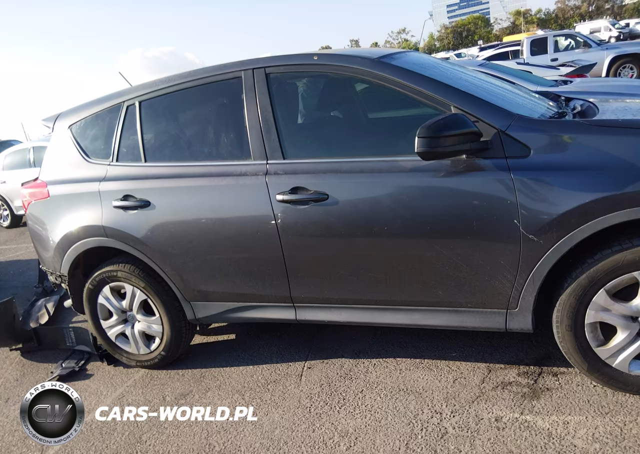 2015 Toyota Rav4 Le VIN:JTMZFREVXFJ047490 - 13