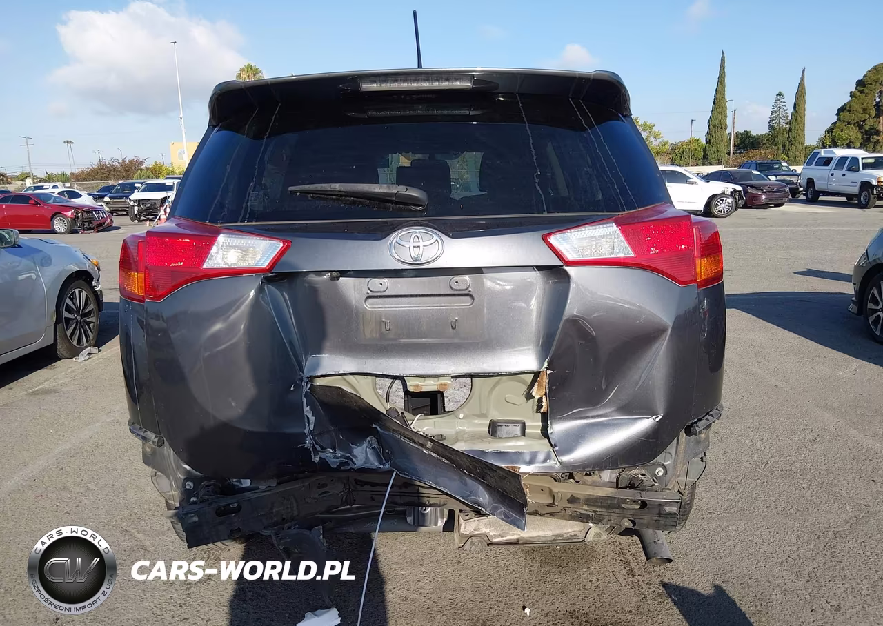 2015 Toyota Rav4 Le VIN:JTMZFREVXFJ047490 - 16