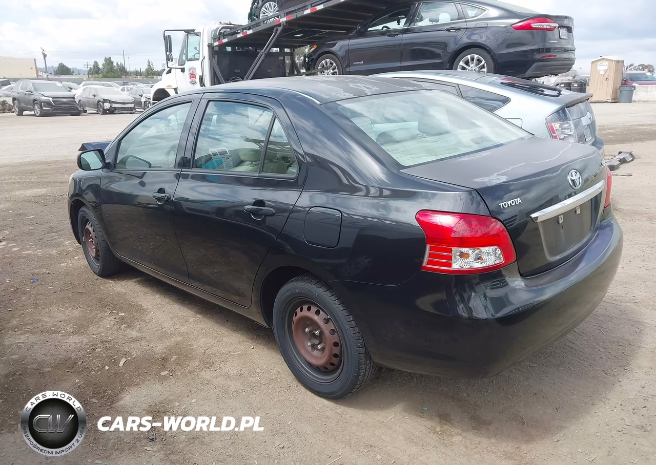 2011 Toyota Yaris VIN:JTDBT4K3XB1399964 - 3