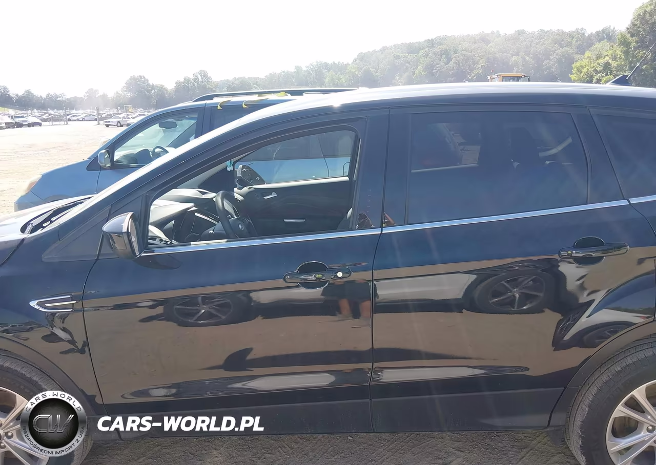 2019 Ford Escape Se VIN:1FMCU9GD4KUB24066 - 14