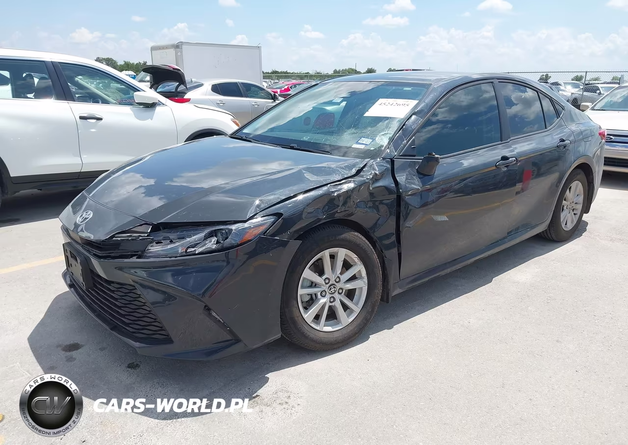 2025 Toyota Camry Le VIN:4T1DAACK9SU615798 - 2